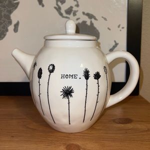 Rae Dunn homeline teapot m stamped VHTF OG RARE